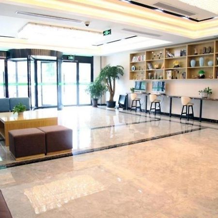 Greentree Inn Shanghai Fengxian District Xiaotang Metro Station المظهر الخارجي الصورة