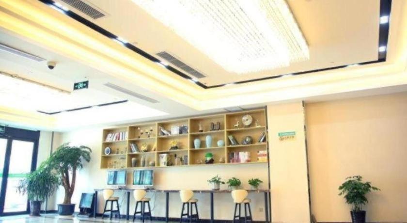 Greentree Inn Shanghai Fengxian District Xiaotang Metro Station المظهر الخارجي الصورة